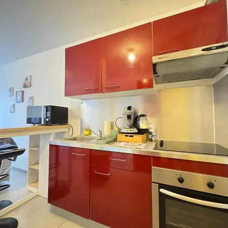 2 Reunis 6 Parking 16 Pers