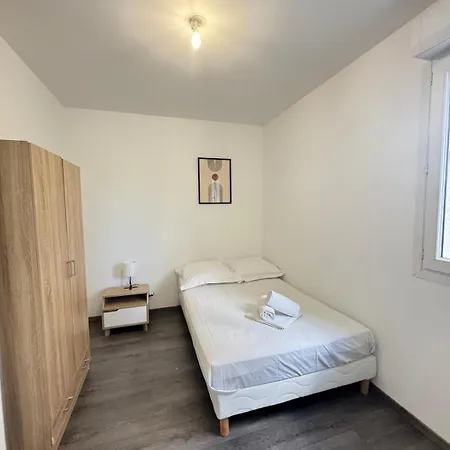 2 Reunis 6 Parking 16 Pers Aubière